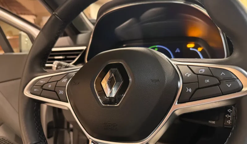 
								Renault Clio 1.6 E-Tech hybrid Intens 140cv auto full									